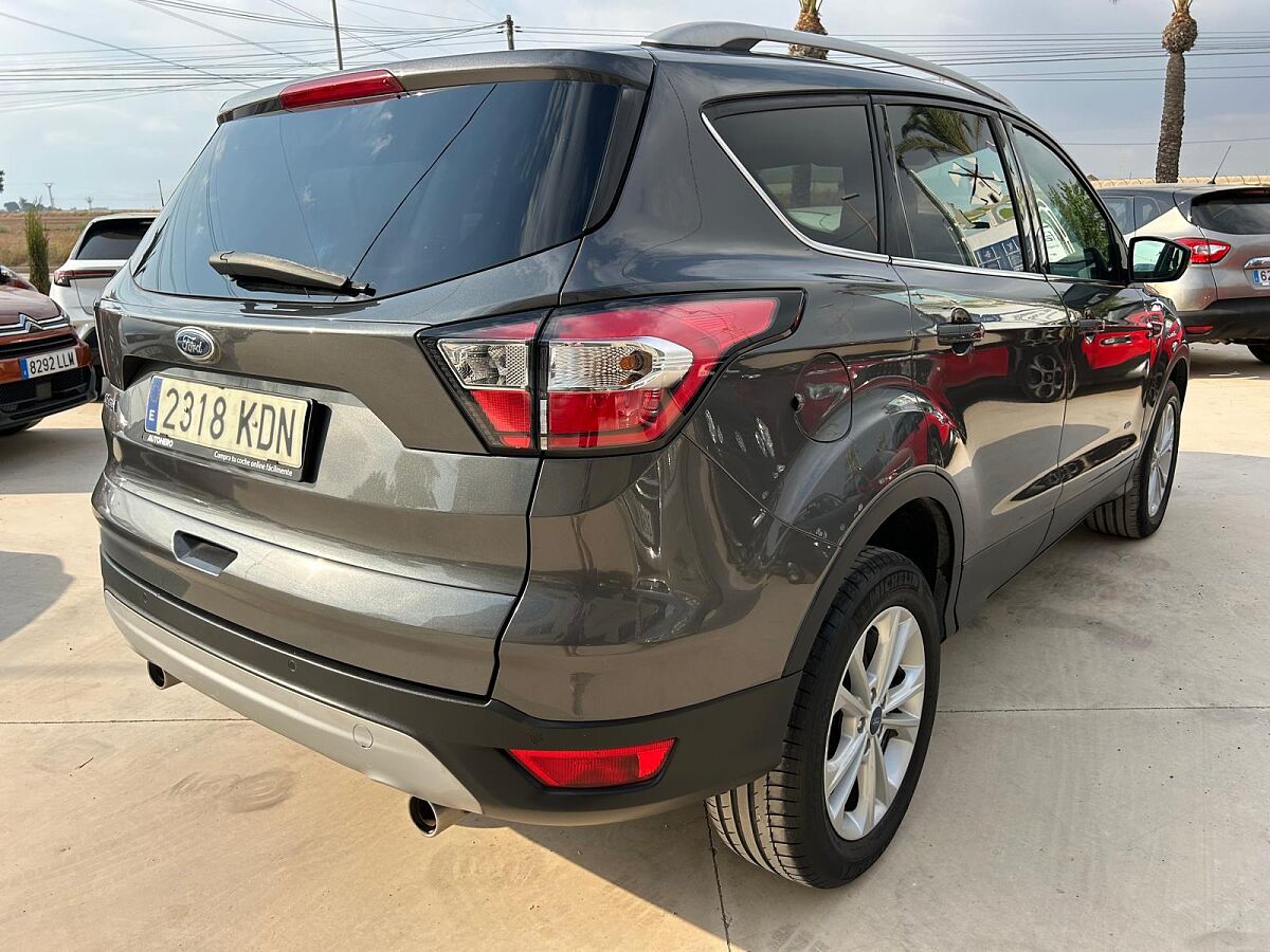FORD KUGA TITANIUM 4X4 2.0 TDCI AUTO SPANISH LHD IN SPAIN 81000 MILES SUPER 2017